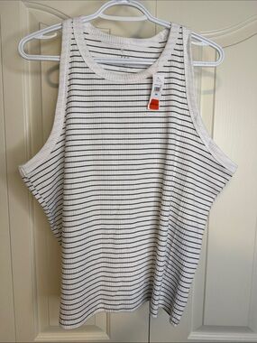 NWT Gap Tank Top